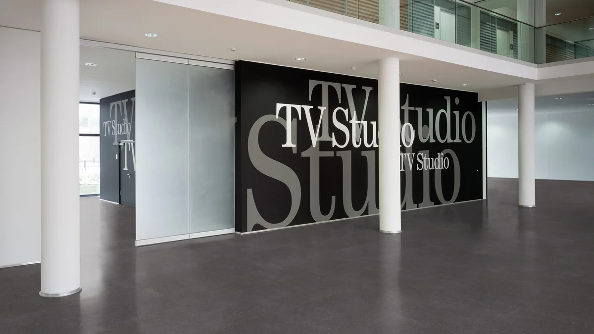 Silica Micro Terrazzo 5126 view 4