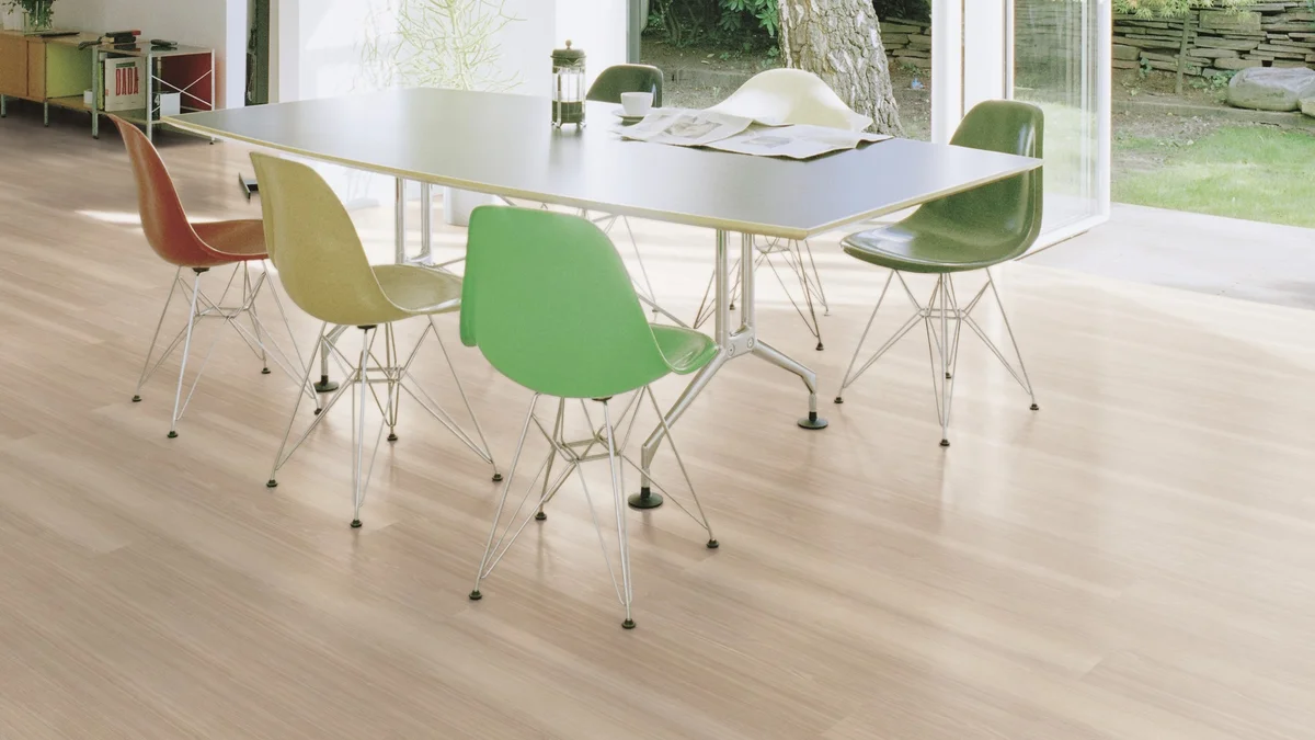 Bleached Ash 5975 view 4