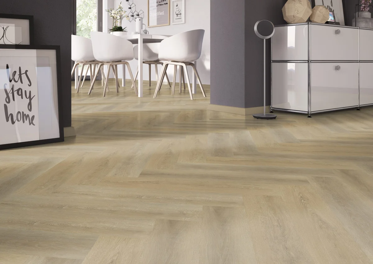 Sawcut Oak Natural view 4